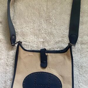 Vintage 90s Hermes Evelyn Crossbody bag